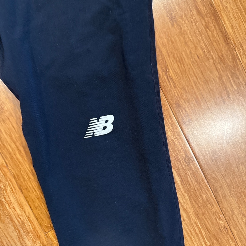 New Balance Leggings - Picture 2 of 6